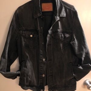 Levis black denim jacket (large)